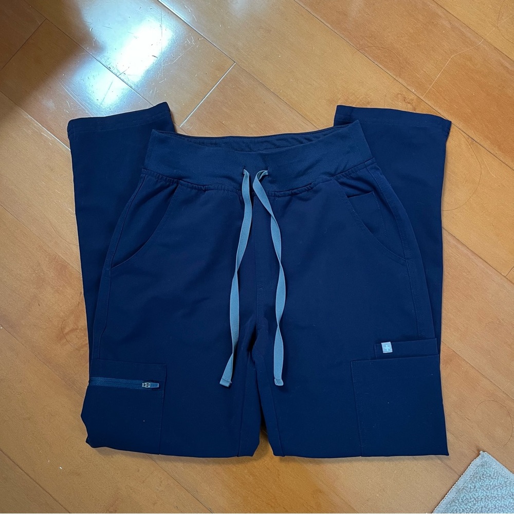 XS PETITE FIGS NAVY YOLA SKINNY SCRUB PANTS